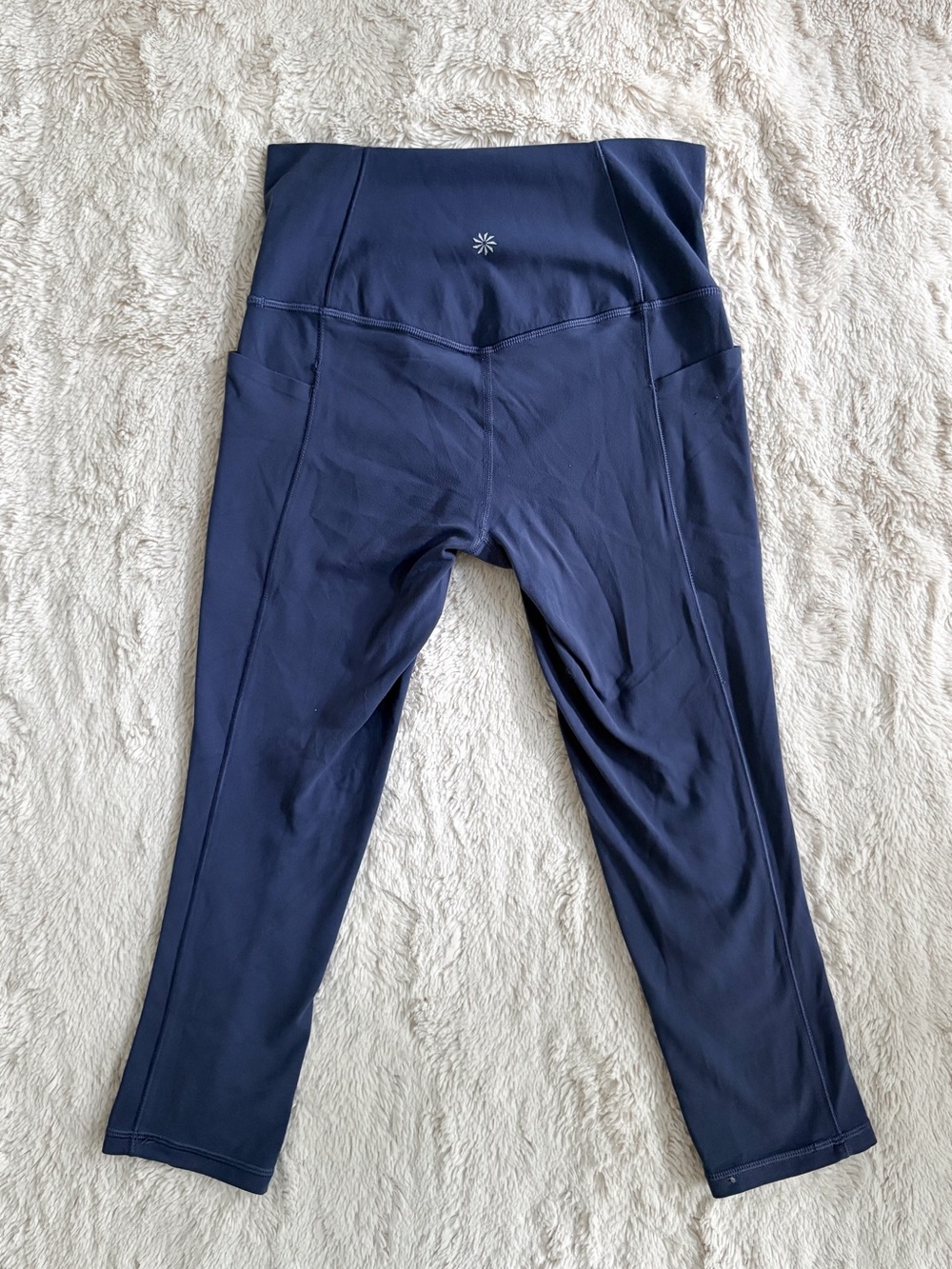 Athleta Salutation Stash Pocket II Capri XS Navy High Rise Leggings - Picture 4 of 5
